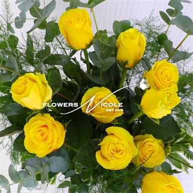 Yellow Rose Flowers Bouquet Yellow Drizzle Pastel Yellow Rose And yellow-rose-flowers-bouquet-yellow-drizzle-pastel-yellow-rose-and